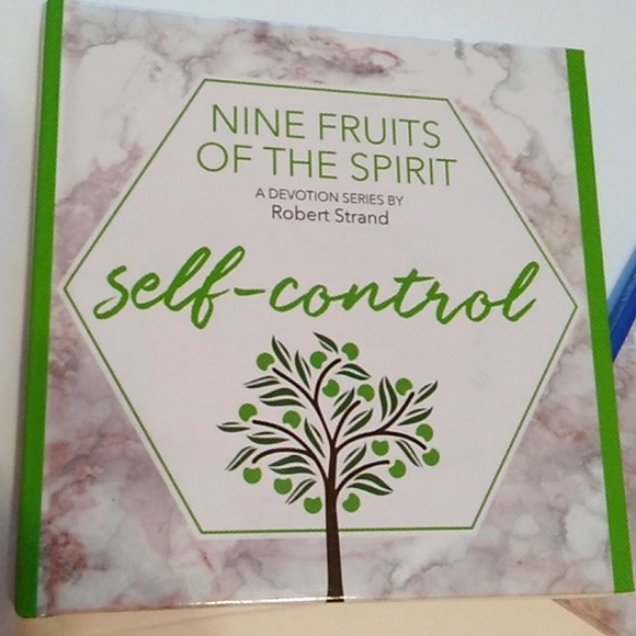 New 2 Book Set by Robert Strand - Picture 2 of 7